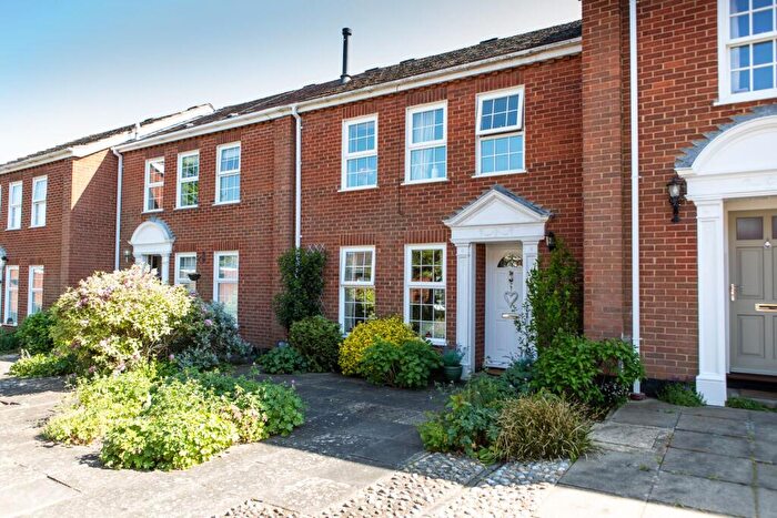 3 Bedroom Terraced House For Sale In Cranbrook Drive, Maidenhead, Berkshire, SL6