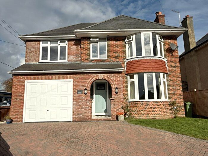5 Bedroom Detached House For Sale In Beaconfield Road, Yeovil, Somerset, BA20