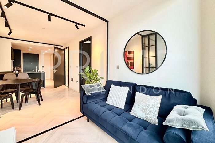 1 Bedroom Flat To Rent In One Crown Place, Sun Street, Shoreditch, EC2A