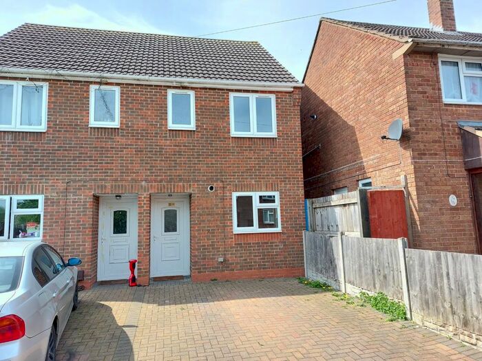 2 Bedroom Semi-Detached House To Rent In Laurel Grove, Stapenhill, Burton-On-Trent, DE15