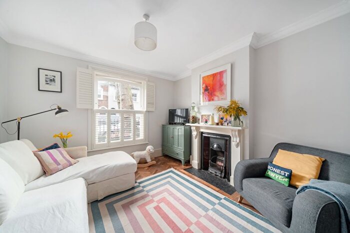 3 Bedroom Terraced House For Sale In Paxton Road, Chiswick, London, W4