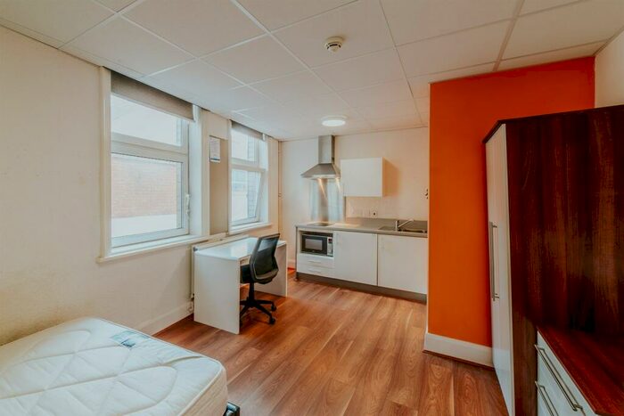 1 Bedroom Apartment To Rent In Studio, NG1