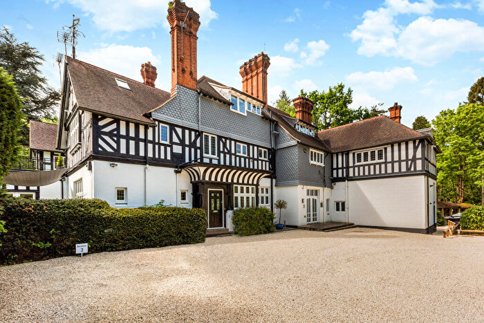 2 Bedroom Flat For Sale In London Road, Sunningdale, SL5