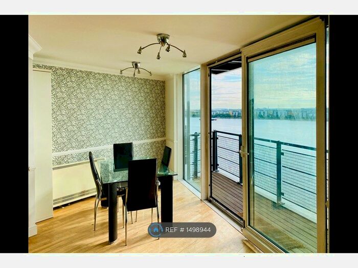 2 Bedroom Flat To Rent In Sunderland Point, London, E16