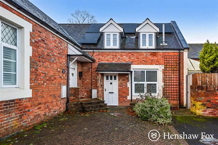 1 Bedroom Semi-Detached House For Sale In Winchester Road, Romsey Town Centre, Hampshire, SO51
