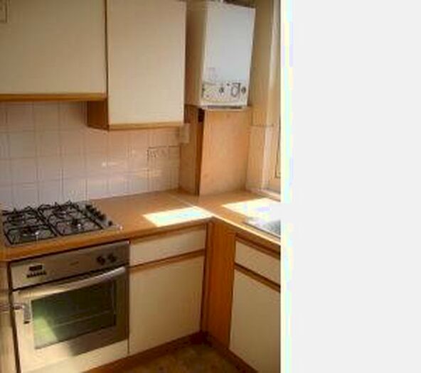 2 Bedroom Flat To Rent In Southbridge Road, Croydon, CR0