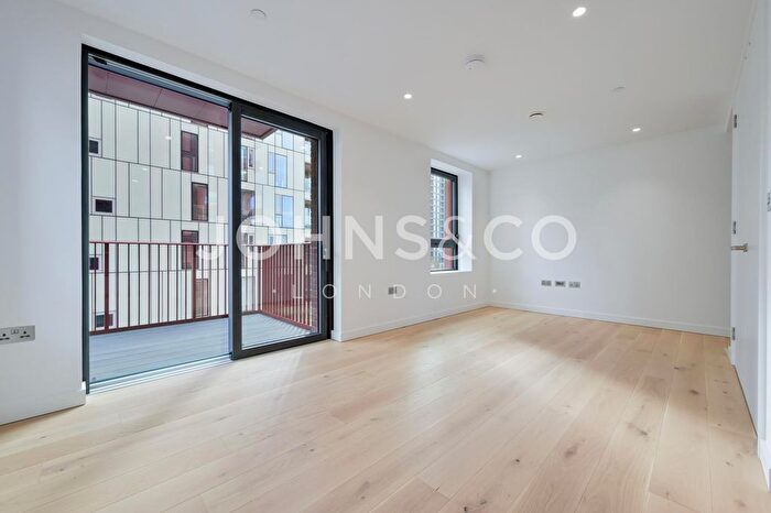 1 Bedroom Flat To Rent In Peninsula Gardens, Greenwich Peninsula, London, SE10