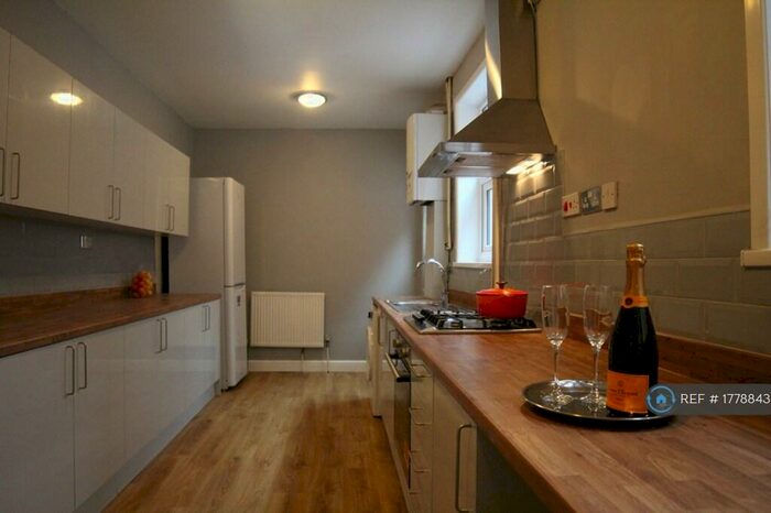 3 Bedroom Terraced House To Rent In Mayfield Road, Coventry, CV5