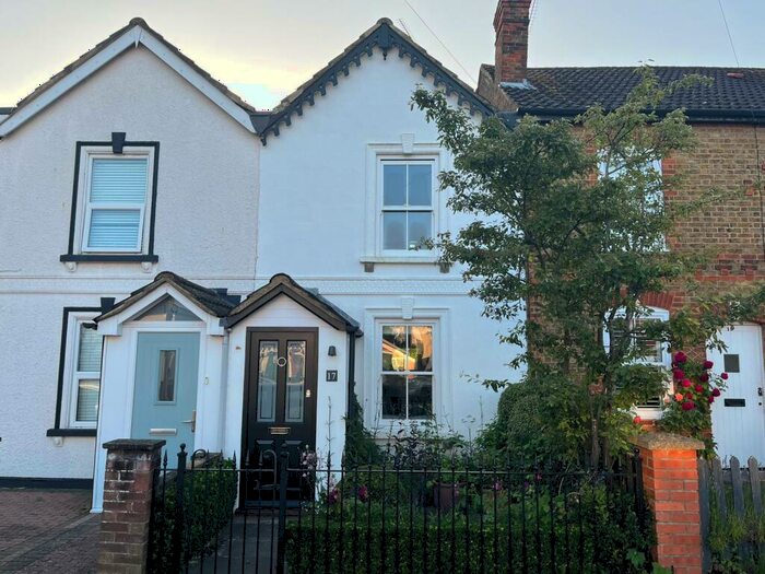2 Bedroom Terraced House To Rent In Winchester Street, Farnborough, GU14