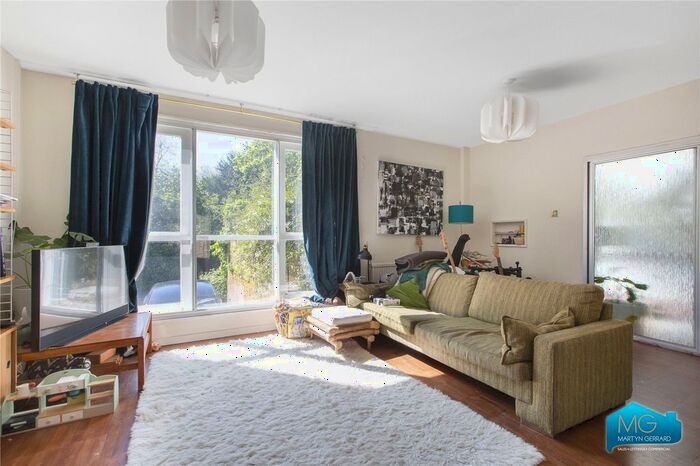 4 Bedroom End Of Terrace House To Rent In Hornsey Lane, Highgate, London, N6