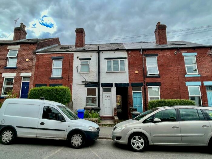 3 Bedroom Terraced House To Rent In Valley Road, Sheffield, S8