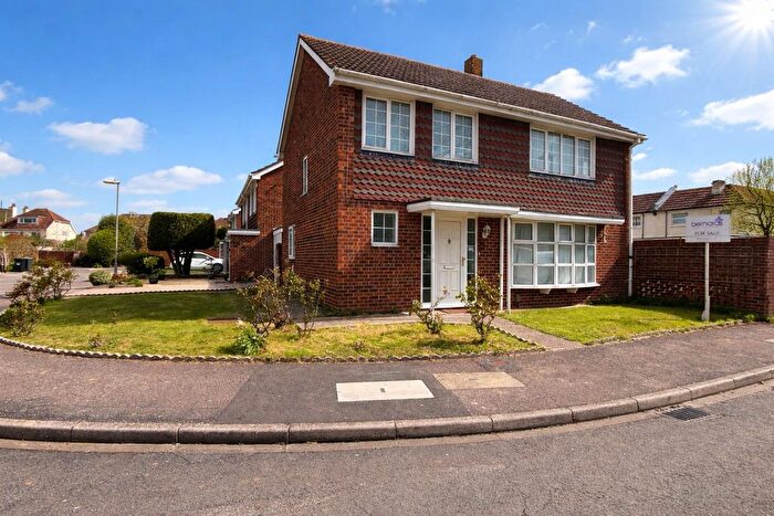 4 Bedroom Detached House For Sale In Saville Close, Alverstoke, Gosport, PO12