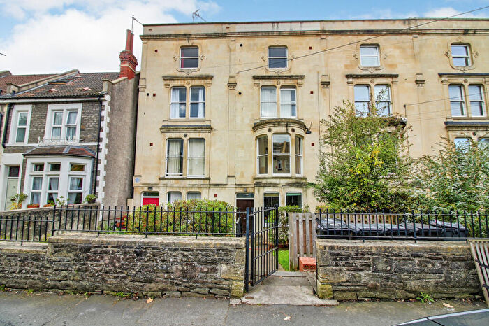 2 Bedroom Maisonette For Sale In Ashley Road, Bristol, BS6