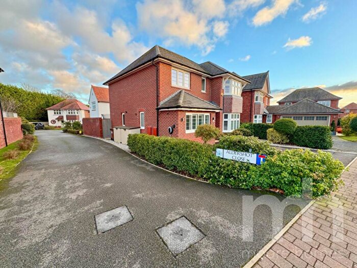 4 Bedroom Detached House For Sale In Chadwick Avenue, Woodford, SK7