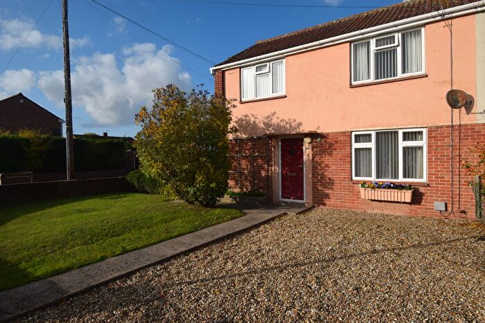 3 Bedroom Semi Detached House For Sale In Moorland Road, Bridgwater, TA6