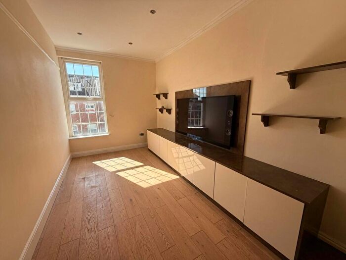 1 Bedroom Apartment To Rent In Palmerston Road, Bournemouth, BH1