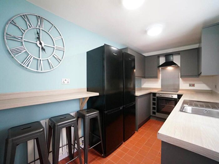 5 Bedroom House To Rent In Fron Dirion, Bangor, LL57