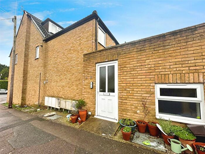 Studio For Sale In Snowley Parade, Bishop's Stortford, Hertfordshire, CM23