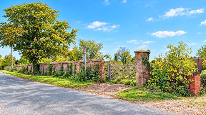 Land For Sale In The Rye, Eaton Bray, Dunstable, LU6