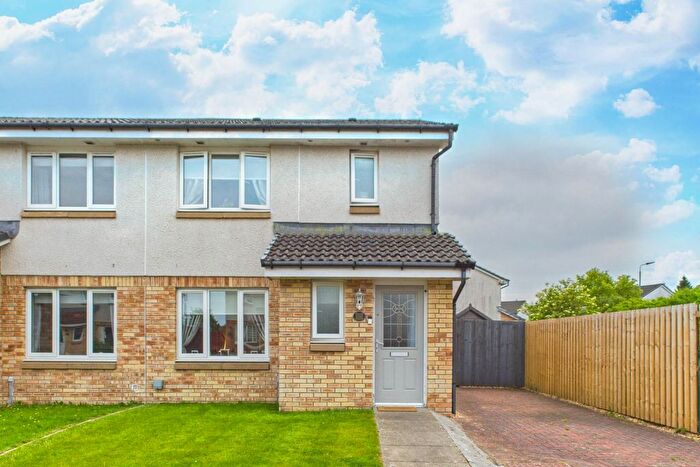 3 Bedroom Semi-Detached House For Sale In Bluebell Wynd, Wishaw, ML2