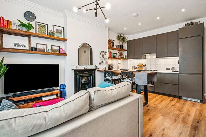 1 Bedroom Flat For Sale In Huron Road, SW17