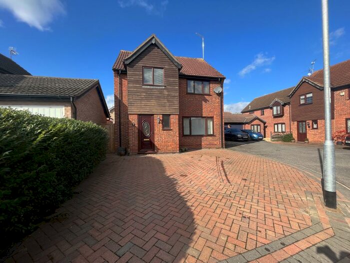 4 Bedroom House To Rent In Redbridge, Peterborough, PE4