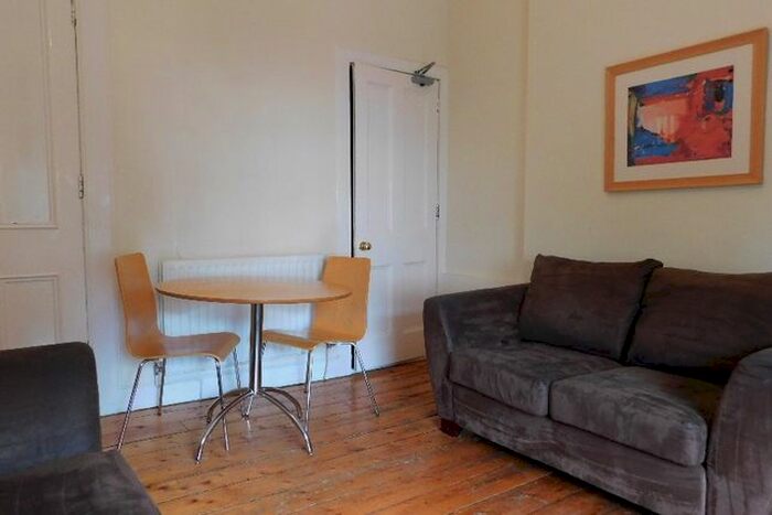 3 Bedroom Flat To Rent In Wallace Street, Stirling Town, Stirling, FK8