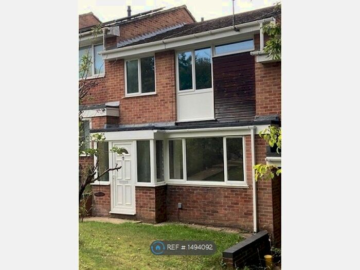 3 Bedroom Terraced House To Rent In Oakwood Drive, Southampton, SO16