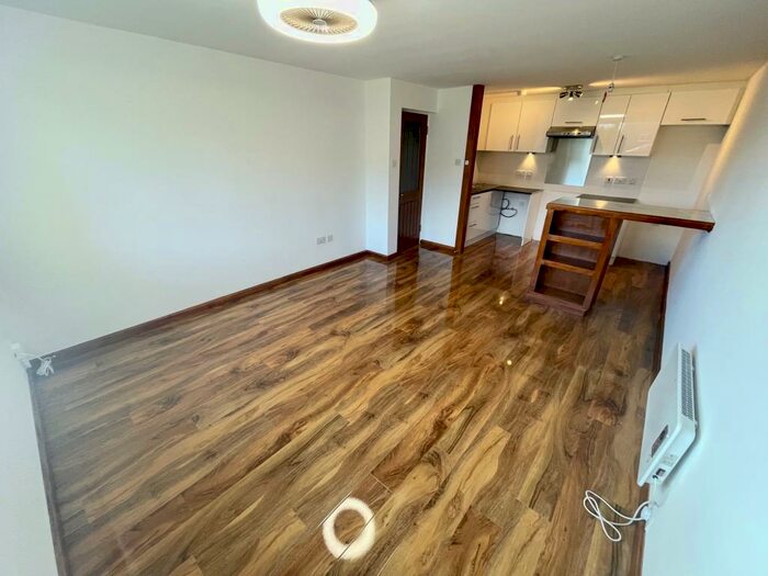 1 Bedroom Apartment To Rent In Handcross Road, Luton, LU2