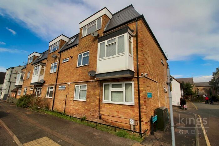 2 Bedroom Apartment To Rent In Dellfield Court, Market Street, Old Harlow, CM17
