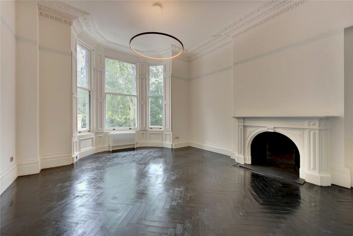 1 Bedroom Flat To Rent In Queen's Gate Gardens, South Kensington, London, SW7