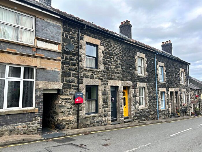 4 Bedroom Terraced House For Sale In Llwyngwril, Gwynedd, LL37