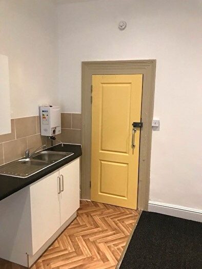 Studio To Rent In Truro Road, St Austell, PL25