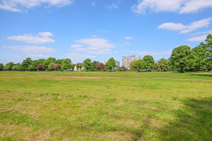 2 Bedroom Flat For Sale In Durdham Park, Redland, Bristol, BS6