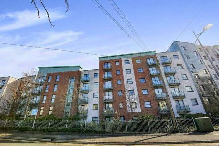 2 Bedroom Flat To Rent In Lower Hall Street, St. Helens, WA10