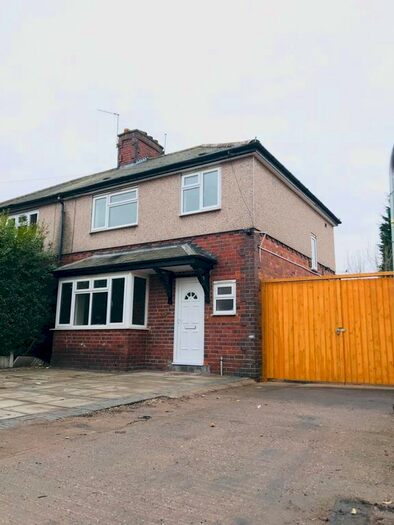 3 Bedroom Semi-Detached House To Rent In Park Lane West, Tipton, DY4