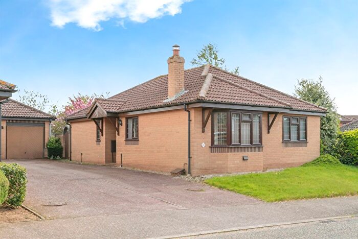 2 Bedroom Detached Bungalow For Sale In Canon Hoare Road, Aylsham, Norwich, NR11