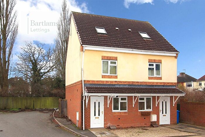 3 Bedroom Semi Detached House To Rent In Bilbrook, Dam Mill Close, WV8