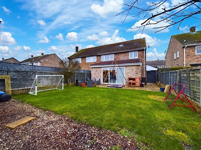 5 Bedroom Semi-Detached House For Sale In Swallowcroft, Eastington, Stonehouse, GL10