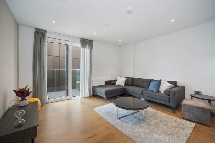2 Bedroom Apartment To Rent In Mawes House, SE17