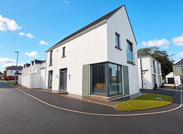 4 Bedroom Detached House For Sale In Kenvarra Close, Coleraine, BT52
