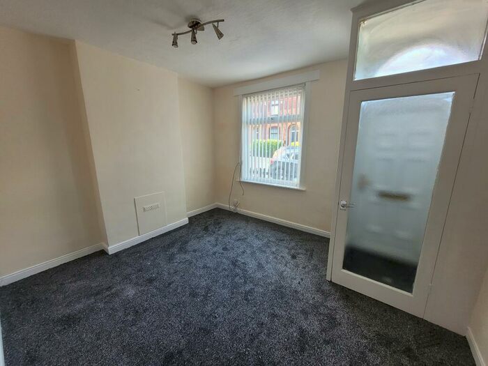 3 Bedroom Terraced House To Rent In Peabody Street, Bolton, BL3