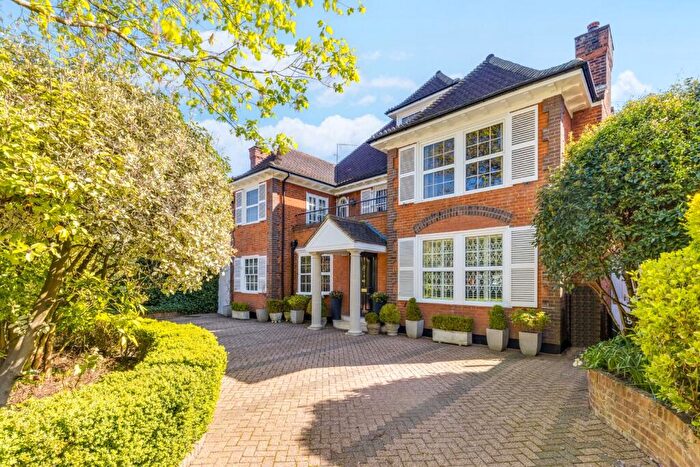 8 Bedroom Detached House For Sale In Stormont Road, Kenwood, N6