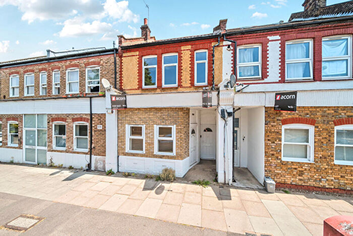 1 Bedroom Apartment For Sale In Springbank Road, London, SE13
