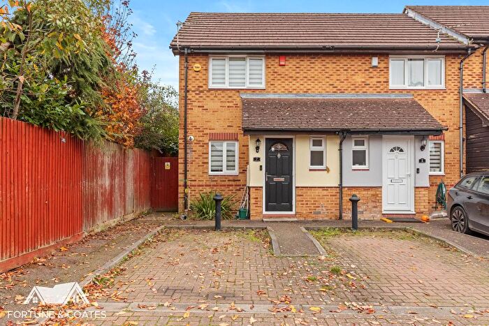 2 Bedroom End Of Terrace House For Sale In Burley Hill, Newhall, Harlow, CM17