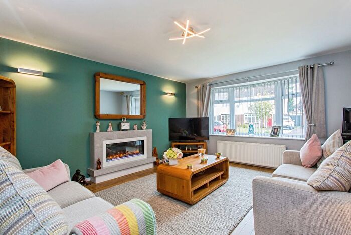 2 Bedroom Bungalow For Sale In Parkfield Close, Leyland, Lancashire, PR26