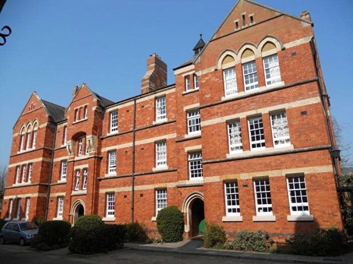 1 Bedroom Flat To Rent In Jellalabad Court, The Mount, Taunton, Somerset, TA1