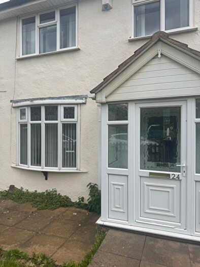 3 Bedroom Semi-Detached House For Sale In Bull Lane, Bilston, WV14