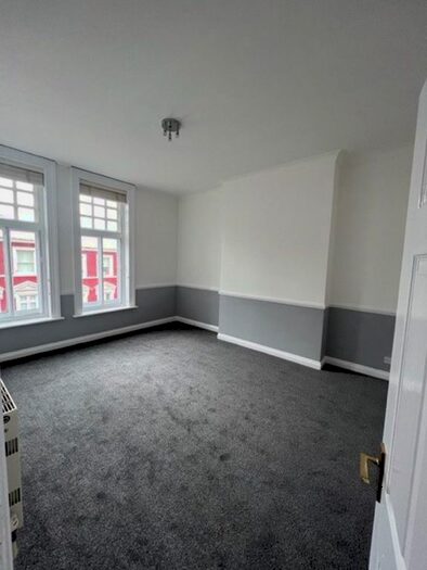 2 Bedroom Property To Rent In Dalkeith Steps, Old Christchurch Road, Bournemouth, BH1