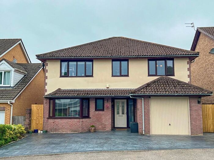 5 Bedroom Detached House For Sale In Beechwood Grove, Pencoed, Bridgend County Borough, CF35